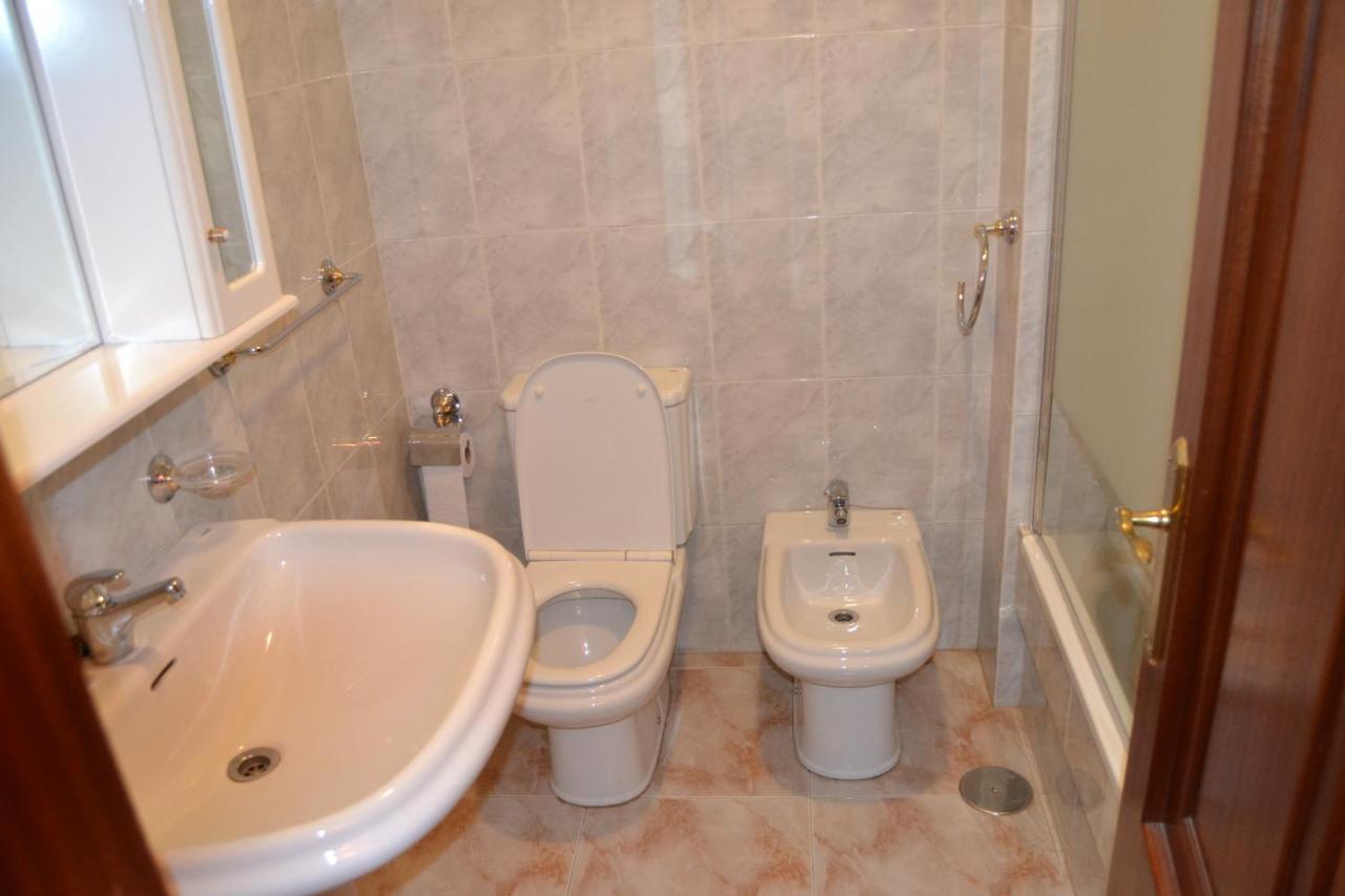 Apartamento Inmoinsuas Plaza De Galicia 32 Sarria Exterior foto